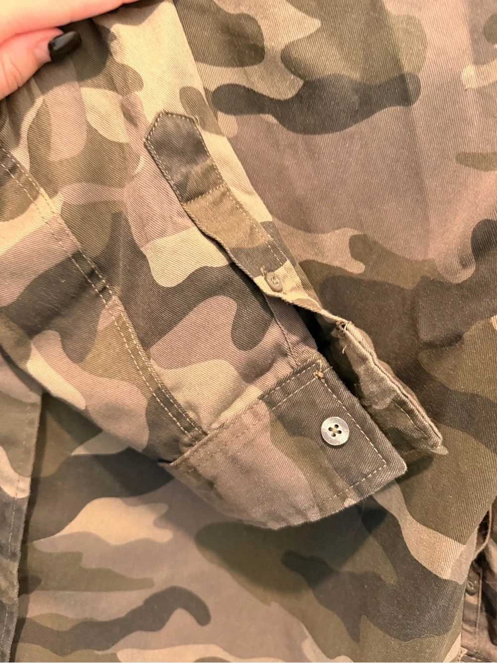 Molokai Surf Co. Camo
Hooded Button Down Shirt
XL - Picture 5 of 9